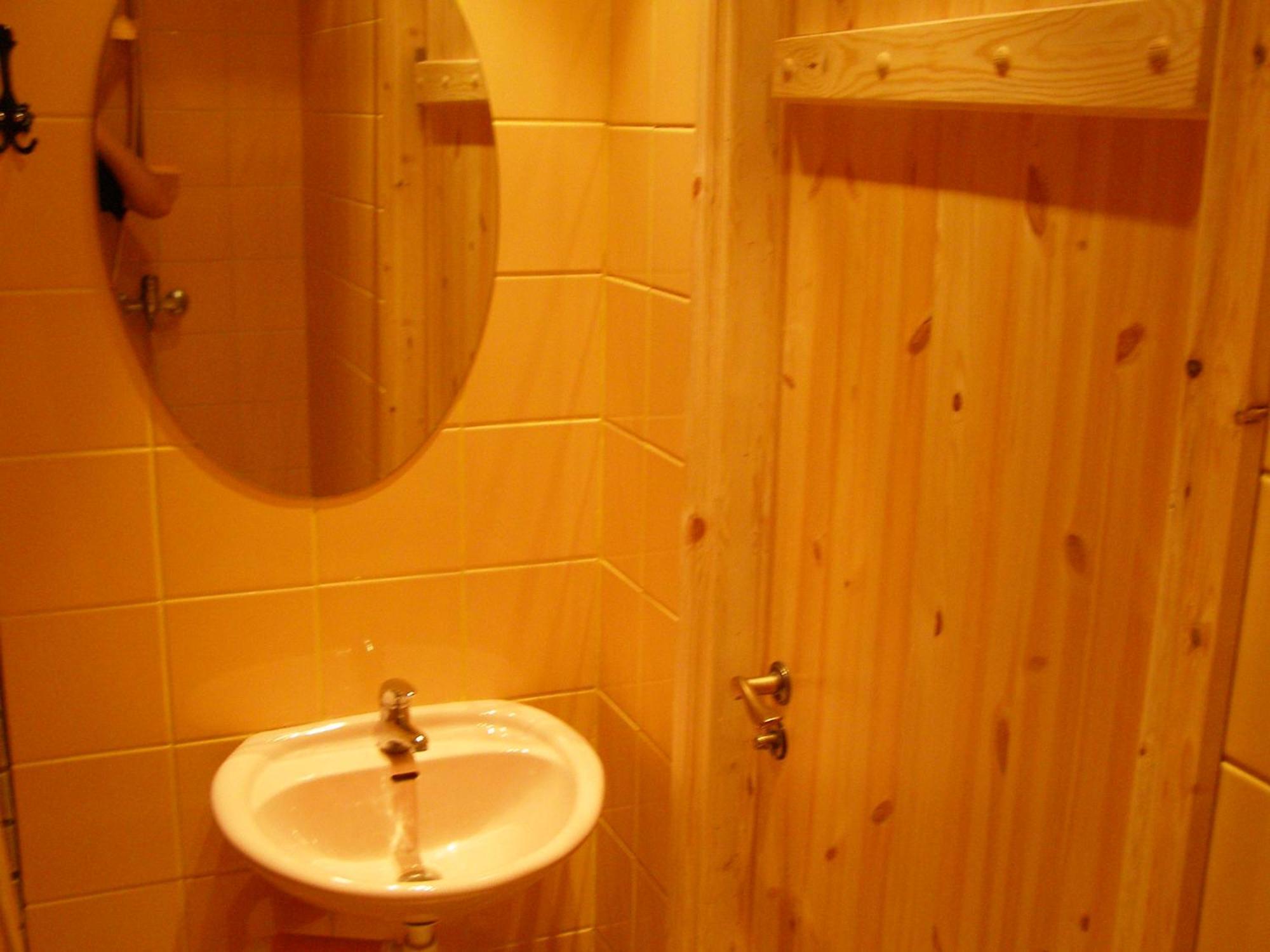 Kipi-Koovi Holiday Centre Phòng bức ảnh